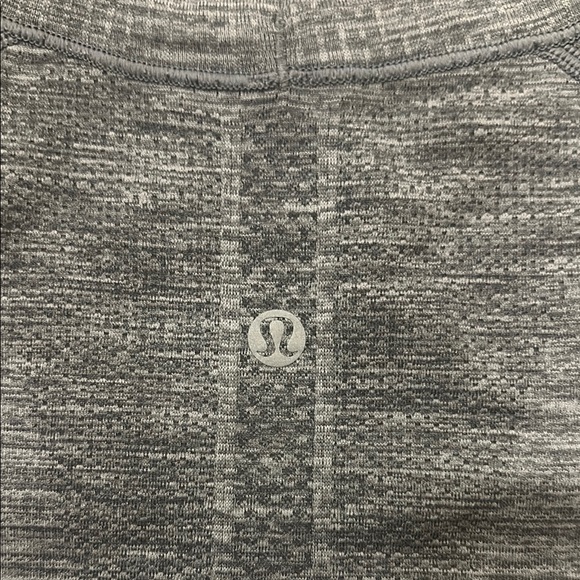 Lululemon Swifty Tech Short Sleeve Hip Length - Picture 2 of 3